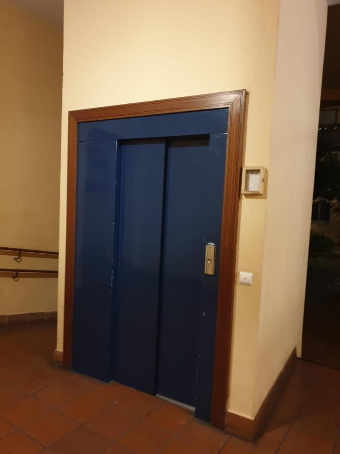 Santa Ana - Palacio Del Infantado Sevilla Exteriör bild