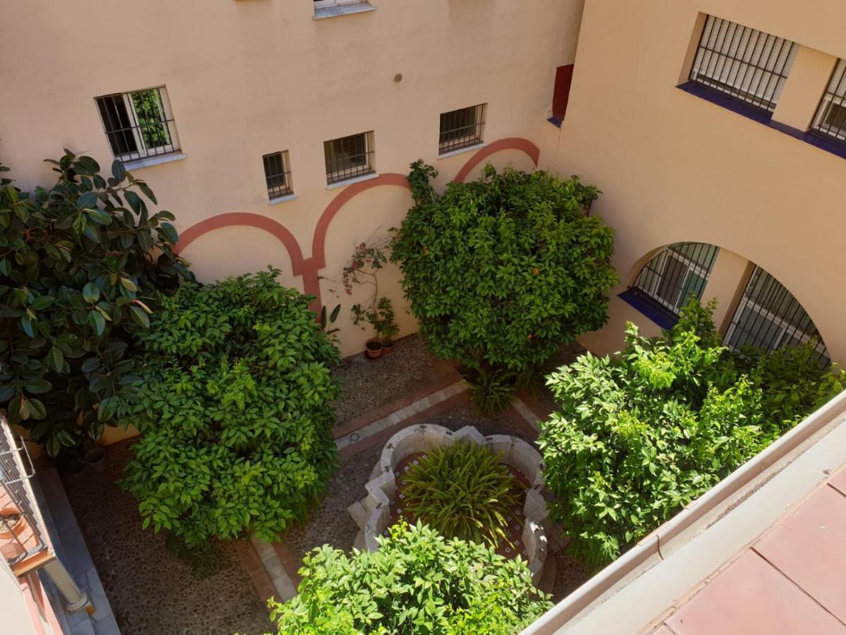 Santa Ana - Palacio Del Infantado Sevilla Exteriör bild