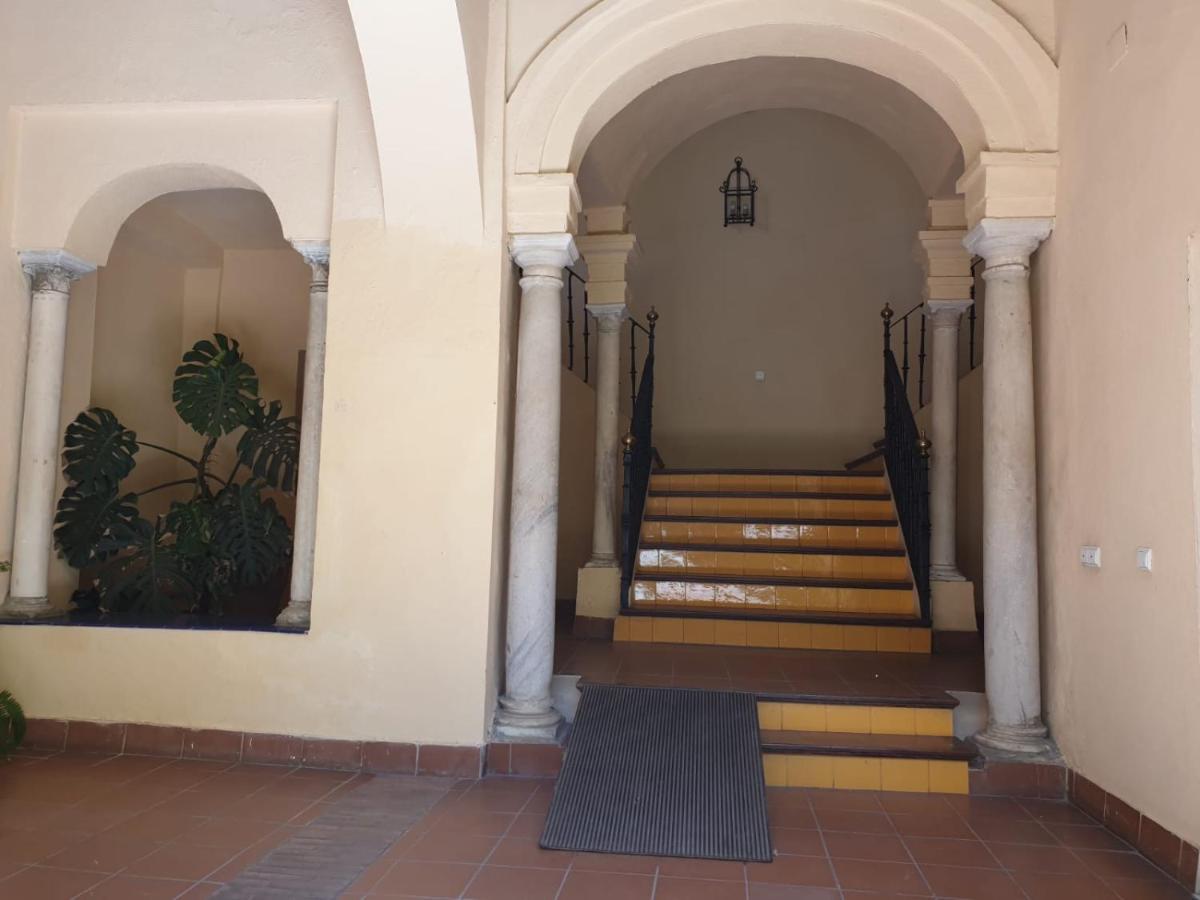 Santa Ana - Palacio Del Infantado Sevilla Exteriör bild